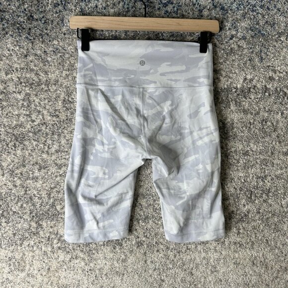 Lululemon Shorts Womens 6 Gray Camo High Rise Bike Biker Athletic Gym Yoga - Picture 5 of 8